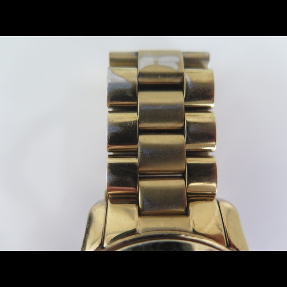 Michael Kors Jet Set Watch - Picture 4 of 6